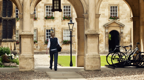 Cambridge universitet udefra 